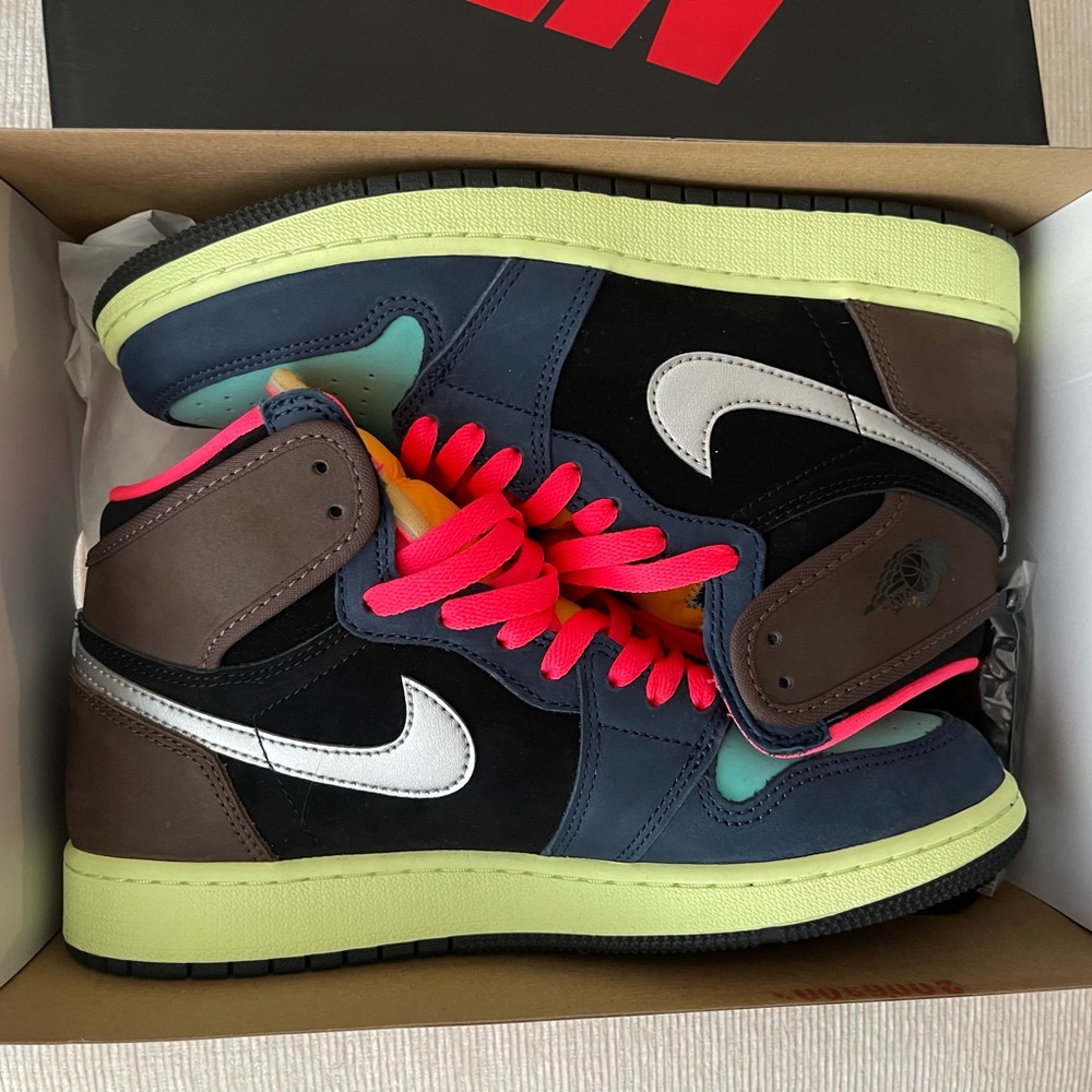 Nike Air Jordan 1 Retro High OG Box